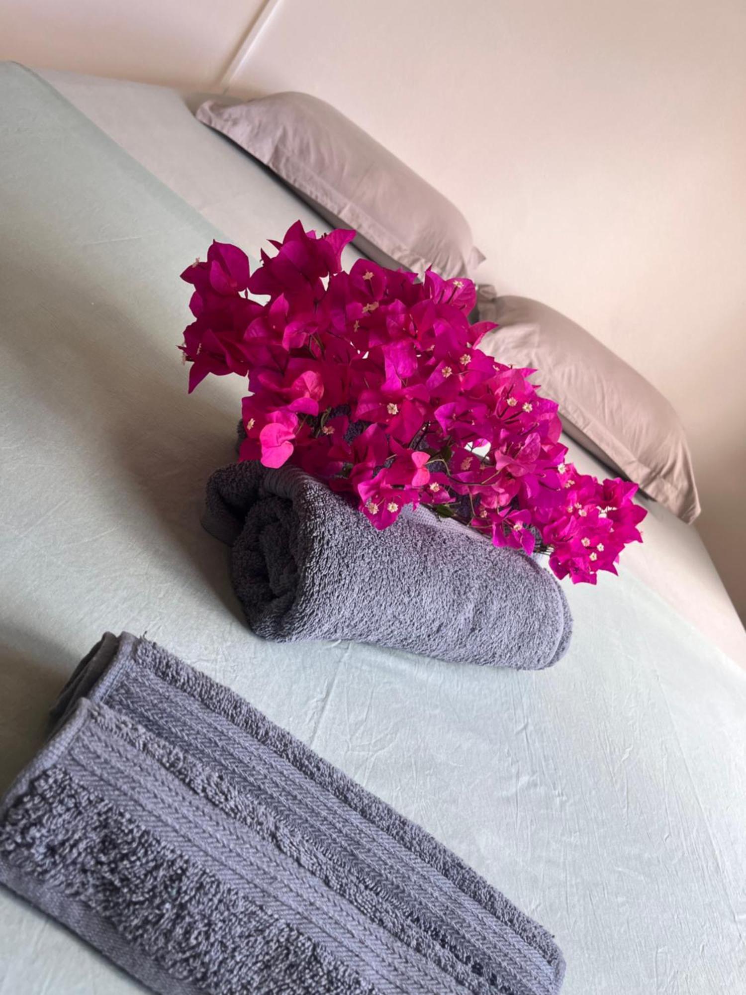 Atuona Tiki Lodge Hiva Oa מראה חיצוני תמונה
