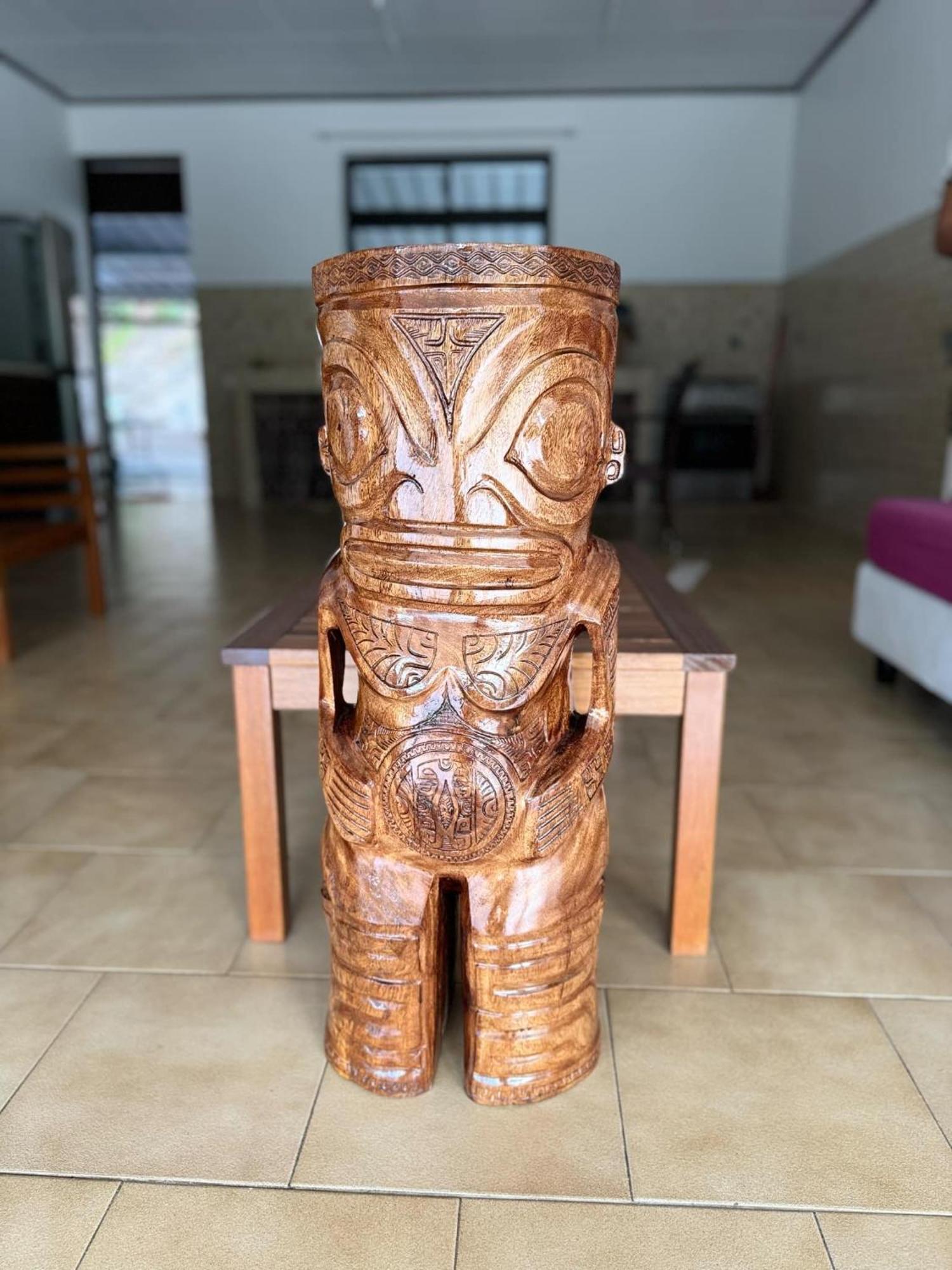 Atuona Tiki Lodge Hiva Oa מראה חיצוני תמונה