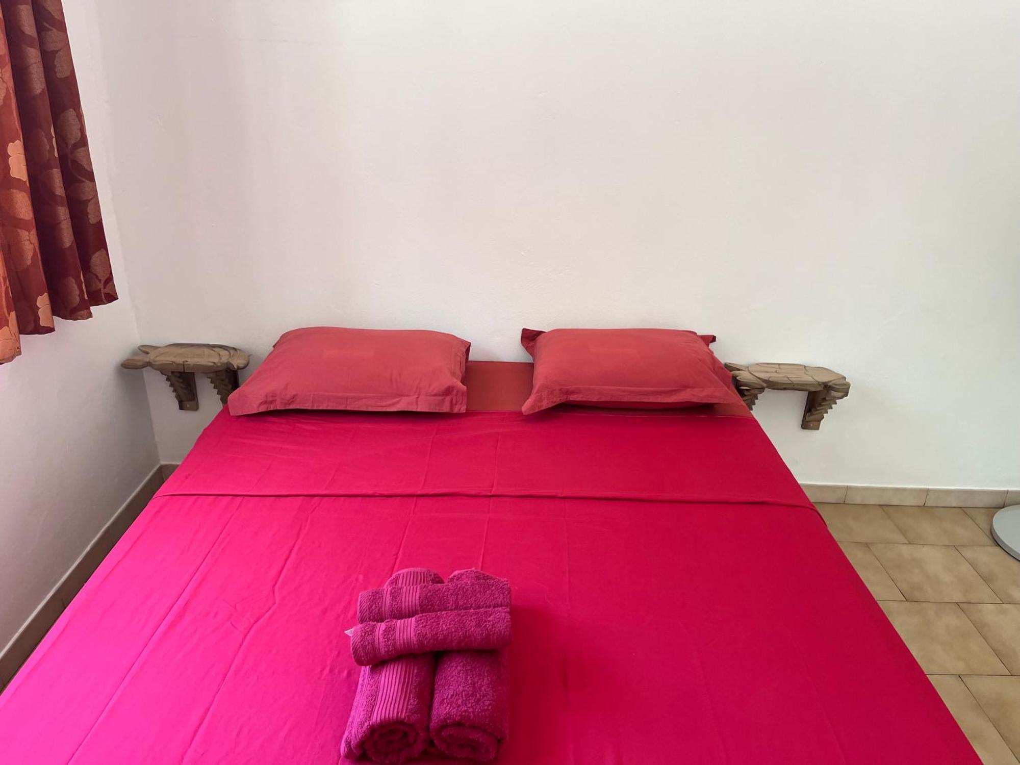 Atuona Tiki Lodge Hiva Oa מראה חיצוני תמונה
